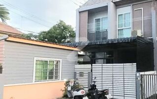 📢#ขายบ้านทาวน์โฮมหลังใหญ่ 30.5 ตรว. เมืองชลบุรี (เจ้าของขายเอง) #บ้านใกล้แหล่งชุมชนสามารถเข้าออกได้หลายทาง : เจ้าของขายเอง (งดรับนายหน้า)