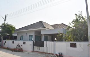 ทรัพย์สถาบันโดย GHB บ้านเดี่ยว เดอะทรีโฮม 6