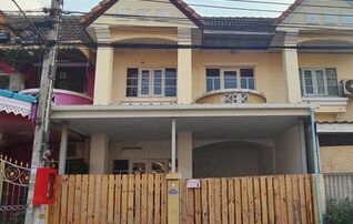 ทรัพย์สถาบันโดย GHB ทาวน์เฮาส์ บางบัวทอง นนทบุรี