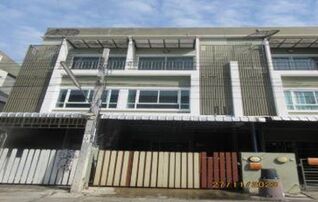 ทรัพย์สถาบันโดย GHB ทาวน์เฮาส์ สะพานสูง กรุงเทพมหานคร