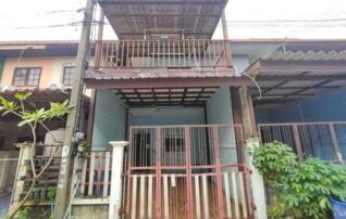 ทรัพย์สถาบันโดย GHB ทาวน์เฮาส์ ฉัตรไพลิน ลาดหลุมแก้ว (Chatrapailin Latlumkaew)