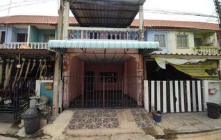 ทรัพย์สถาบันโดย GHB ทาวน์เฮาส์  สามโคก ปทุมธานี