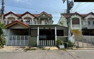 ทรัพย์สถาบันโดย GHB ทาวน์เฮาส์ พนาสนธิ์ 9