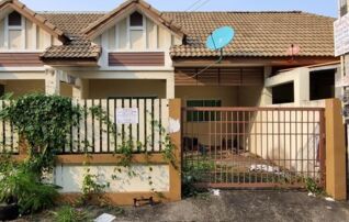 ทรัพย์สถาบันโดย GHB ทาวน์เฮาส์ เซนสิริ ทาวน์โฮม นิคมฯ กม.12 (Censiri Townhome Industrial Estate km.12)