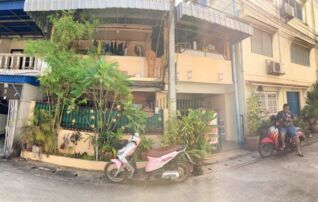 ทรัพย์ธนาคารโดย ธอส. ทาวน์เฮาส์ สวรรคโลก สุโขทัย