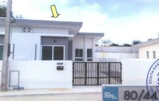 ทรัพย์สถาบันโดย GHB ทาวน์เฮาส์ ลา วัลเล่ วิลเลจ ทาวน์