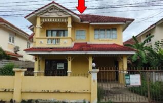 ทรัพย์ธนาคารโดย บริษัท บริหารสินทรัพย์สุขุมวิท จำกัด บ้านเดี่ยว บ้านรุ่งอรุณ