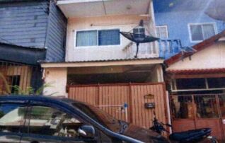 ทรัพย์สถาบันโดย GHB ทาวน์เฮาส์ หมู่บ้านเสนานิเวศน์ โครงการ 2 (Senaniwet Village 2)