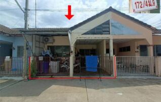 ทรัพย์สถาบันโดย GHB ทาวน์เฮาส์ ธงชัยวิลล่า