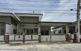 ทรัพย์สถาบันโดย GHB บ้านแฝด อยู่เจริญบ้านฝางเฟส 2