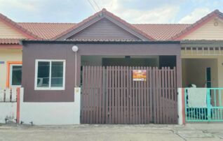 ทรัพย์สถาบันโดย JAM ทาวน์เฮาส์ บ้านสินเจริญแลนด์ 2 (Sincharoen Land)