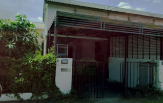ทรัพย์สถาบันโดย JAM ทาวน์เฮาส์ บ้านพฤกษา (Baan Pruksa 109 Pratunam Phra-In 2)