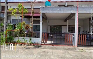 ทรัพย์สถาบันโดย GHB ทาวน์เฮาส์ ภูราธานี