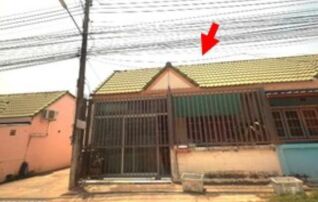 ทรัพย์สถาบันโดย GHB ทาวน์เฮาส์ ถนนสุขประยูร