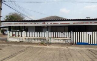 ทรัพย์สถาบันโดย GHB บ้านแฝด อุบลชาติกรีนวิลล์ (Ubonchat Green Ville)