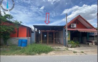 ทรัพย์สถาบันโดย GHB ทาวน์เฮาส์ ซอยเขตอุตสาหกรรมสุรนารี ถนนสายนครราชสีมา-โชคชัย