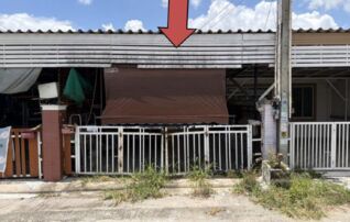 ทรัพย์สถาบันโดย GHB ทาวน์เฮาส์ เทพประทานพร 3 (Thepprathanporn Village 3)