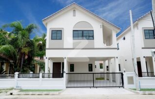 👉🏻👉🏻เจ้าของขายเอง ยินดีรับนายหน้าค่ะ 🏡 บ้านเดี่ยว 2 ชั้น สไตล์โมเดิร์น บิวฟอร์ด 3 โครงการกุลพันธ์วิลล์ 9 (ใกล้สนามกอล์ฟนอร์ทฮิลล์) น้ำไม่ท่วม ✅   : เจ้าของขายเอง (งดรับนายหน้า)