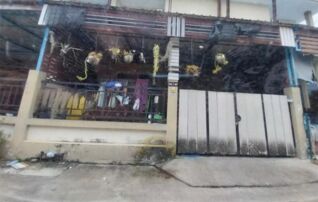 ทรัพย์สถาบันโดย GHB ทาวน์เฮาส์ สราญรมย์