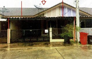 ทรัพย์สถาบันโดย GHB ทาวน์เฮาส์ บ้านกลางเมืองพีพี 8