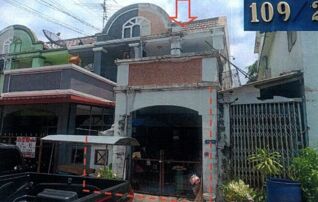 ทรัพย์สถาบันโดย GHB ทาวน์เฮาส์ คลองหลวงโฮมเพลส