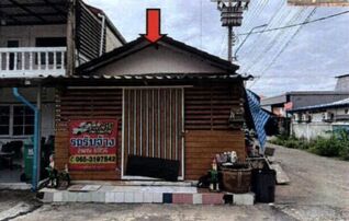 ทรัพย์สถาบันโดย GHB ทาวน์เฮาส์ ต.ช.ด.