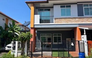 ทรัพย์สถาบันโดย SCB ทาวน์เฮาส์ ทรัพย์รุ่งเรืองซิตี้ 2 อมตะ-พานทอง (Sap Rung Ruang City 2 Amata-Pantong)