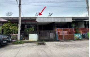ทรัพย์สถาบันโดย GHB ทาวน์เฮาส์ ลาวีด้า 2