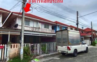 ทรัพย์สถาบันโดย GHB ทาวน์เฮาส์ พระปิ่น9