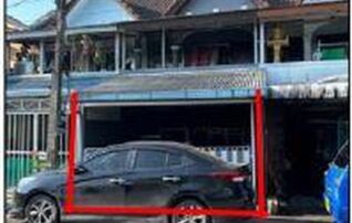 ทรัพย์สถาบันโดย GHB ทาวน์เฮาส์ ซอยราษฎร์อุทิศ ซอย 34 ถนนราษฎร์อุทิศ