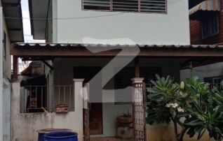 บ้านเช่าใกล้ม.กรุงเทพ อาคาร 2 ชั้น เเยกสัดส่วนเป็นห้อง 4 เเยกกันชัดเจน ชั้นบนมีห้องน้ำในตัว 2 ห้อง ชั้นล่างห้องน้ำรวม : เจ้าของให้เช่าเอง (งดรับนายหน้า) 