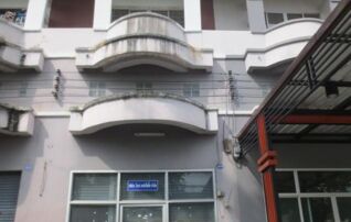 ทรัพย์ธนาคารโดย GHB ตึกแถว-อาคารพาณิชย์ ณ ราธร สุวินทวงศ์ (Na Rathon Suwinthawongse)