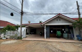 ทรัพย์สถาบันโดย GHB ทาวน์เฮาส์ ซอยภายในโครงการ ถนนพิษณุโลก-อุตรดิตถ์(ท