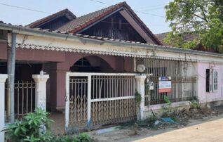 ทรัพย์สถาบันโดย ธอส. บ้านเดี่ยว ถนนราษฎร์ศรัทธาทำ