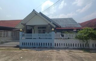 ทรัพย์สถาบันโดย GHB บ้านเดี่ยว เหรียญทอง