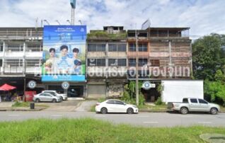 ตึกแถว 3 ชั้นครึ่ง ถนนญาณวิโรจน์ อำเภอเมืองจันทบุรี ใกล้โรบินสัน 2 ห้อง 5 ล้าน : โดยนายหน้า/ตัวแทน