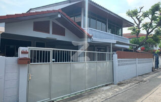 ให้เช่าบ้านเดี่ยวติด MRT สุทธิสาร  ห้วยขวาง กรุงเทพมหานคร : เจ้าของให้เช่าเอง