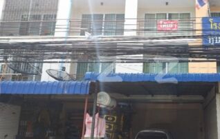 ขายตึกแถว-อาคารพาณิชย์  ถนนสุขุมวิท : เจ้าของขายเอง (งดรับนายหน้า) 