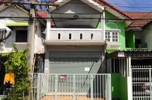 ทรัพย์ธนาคารโดย GHB ทาวน์เฮาส์ สวนทองวิลล่า 10