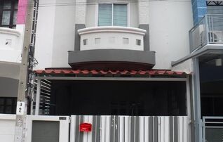 ทรัพย์สถาบันโดย GHB ทาวน์เฮาส์ ปิยวรารมย์ 3