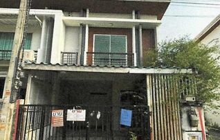 ทรัพย์สถาบันโดย GHB ทาวน์เฮาส์ สามพราน นครปฐม