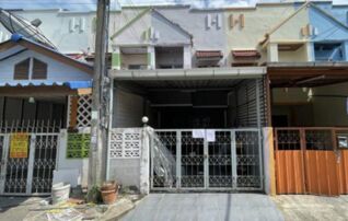 ทรัพย์สถาบันโดย GHB ทาวน์เฮาส์ แสงตะวัน (Baan Saeng Tawan Rangsit Klong 12)