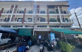 ทรัพย์สถาบันโดย JAM ตึกแถว-อาคารพาณิชย์ ทรัพย์รุ่งเรืองซิตี้(อมตะ-พานทอง) (Sap Rung Ruang City 2 Amata-Pantong)