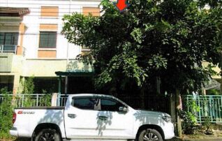 ทรัพย์สถาบันโดย GHB ทาวน์เฮาส์ เต็มสิริพลัส