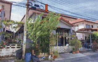 ทรัพย์สถาบันโดย GHB บ้านแฝด พระปิ่น 5 (Phra Pin 5 Ekachai 109)
