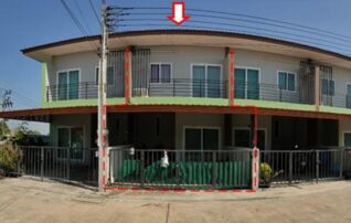 ทรัพย์สถาบันโดย GHB ทาวน์เฮาส์ จักรวาลแลนด์
