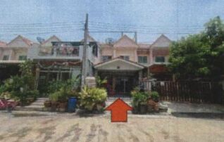ทรัพย์สถาบันโดย GHB ทาวน์เฮาส์ มั่งมี