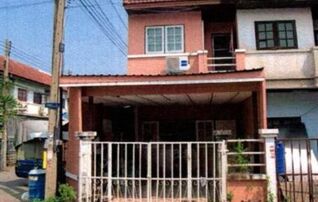 ทรัพย์สถาบันโดย GHB ทาวน์เฮาส์ ฉัตรไพลิน ลาดหลุมแก้ว (Chatrapailin Latlumkaew)