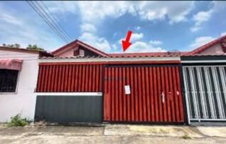 ทรัพย์สถาบันโดย GHB ทาวน์เฮาส์ ศิลากร