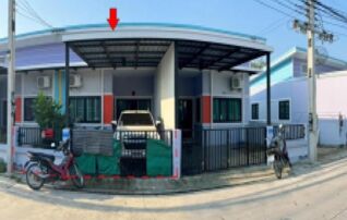 ทรัพย์สถาบันโดย GHB ทาวน์เฮาส์ ทรัพย์มณี 999 เฟส 5 (Sapmanee 999 Phase 5 Maenam Khoo Soi 1)
